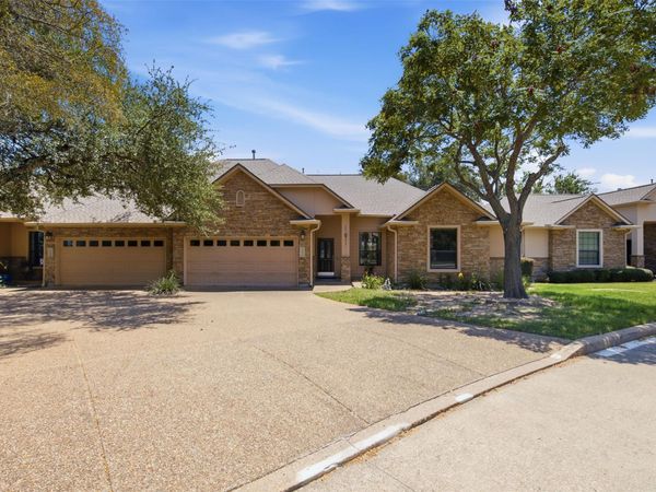 13912 Ashton Woods CIR, Unit 26, Austin, TX 78727