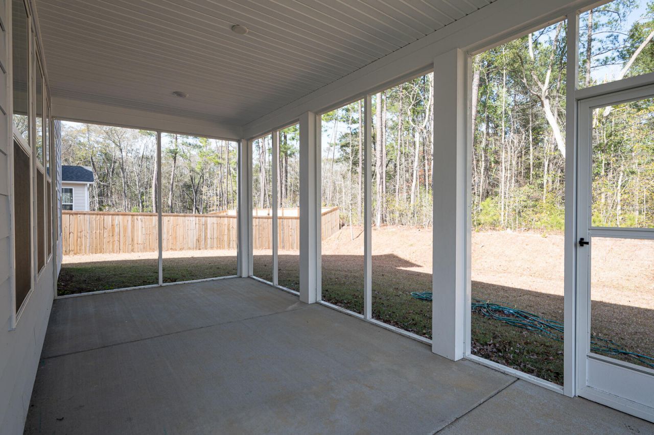 193 Dolce Lane Photo 4