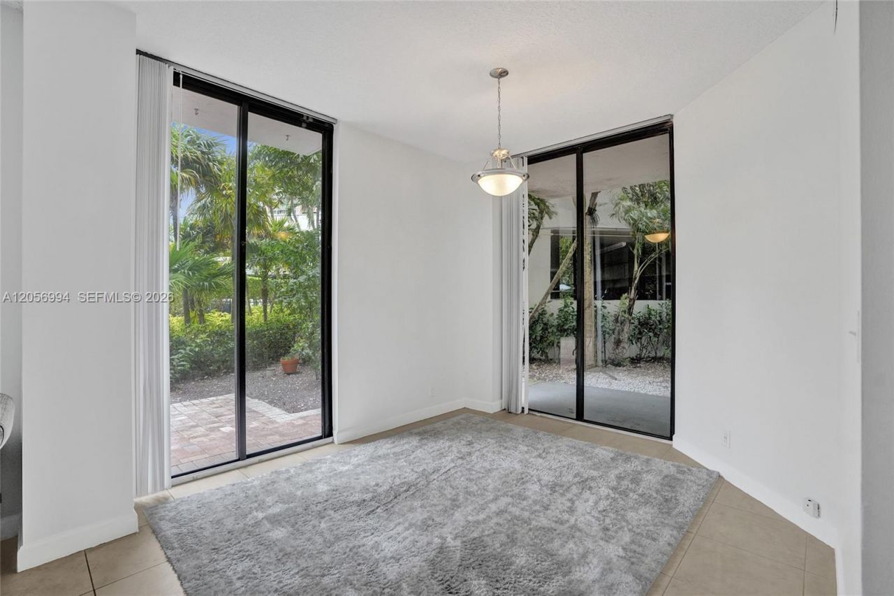 3300 NE 192nd St , Unit 118, Aventura, FL 33180 Photo