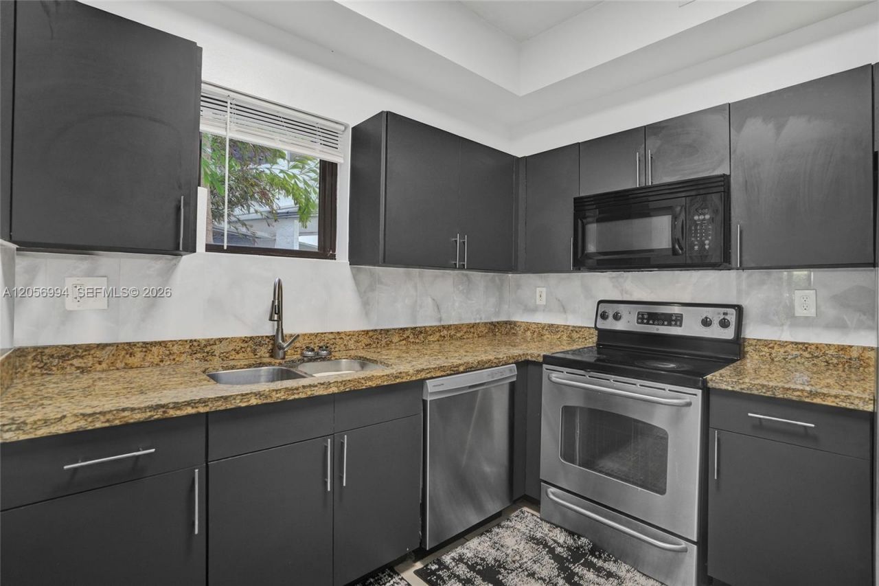 3300 NE 192nd St , Unit 118, Aventura, FL 33180 Photo