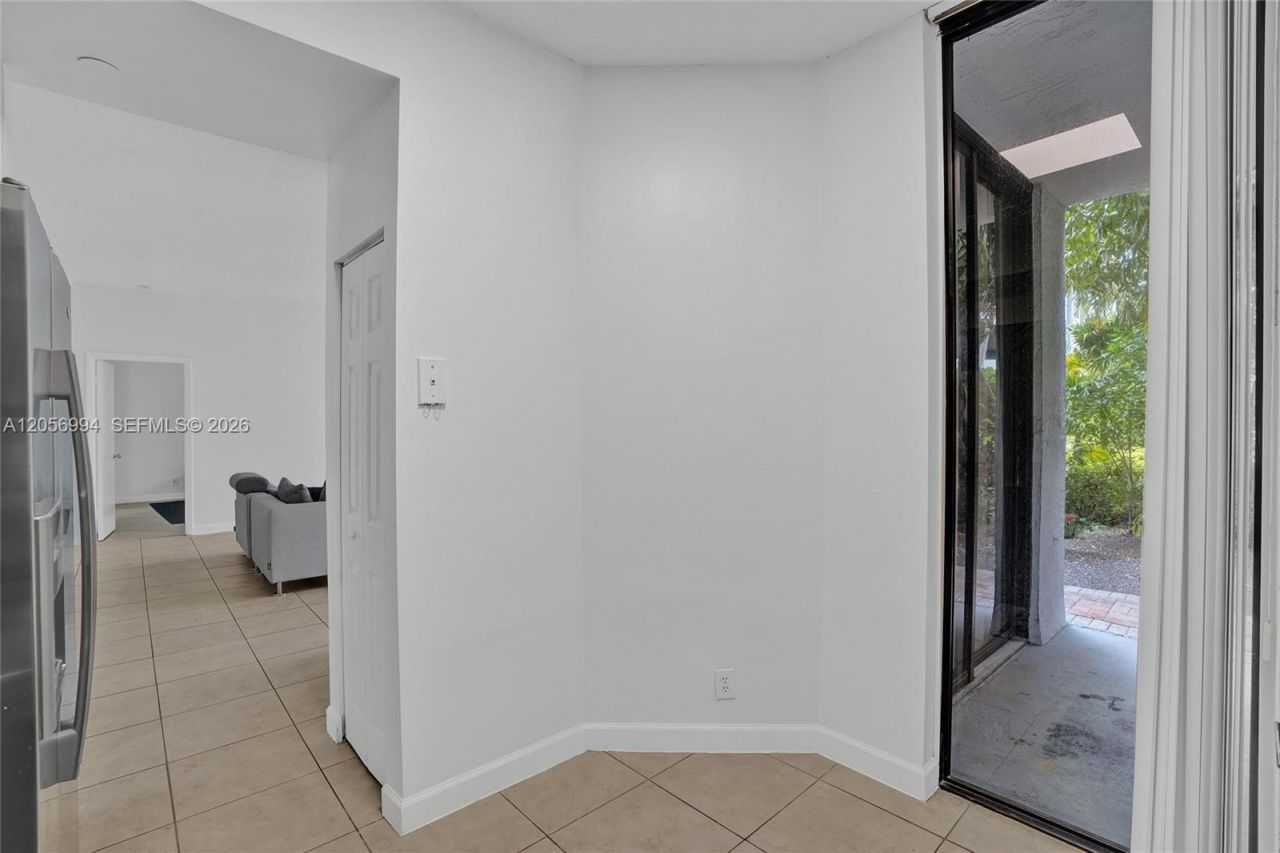 3300 NE 192nd St , Unit 118, Aventura, FL 33180 Photo