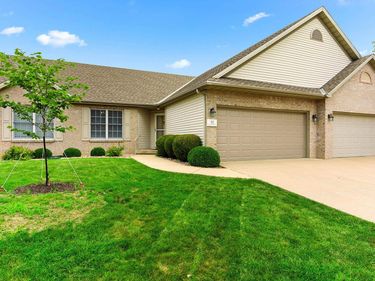 61 FOX CREEK Court, Morton, IL 61550