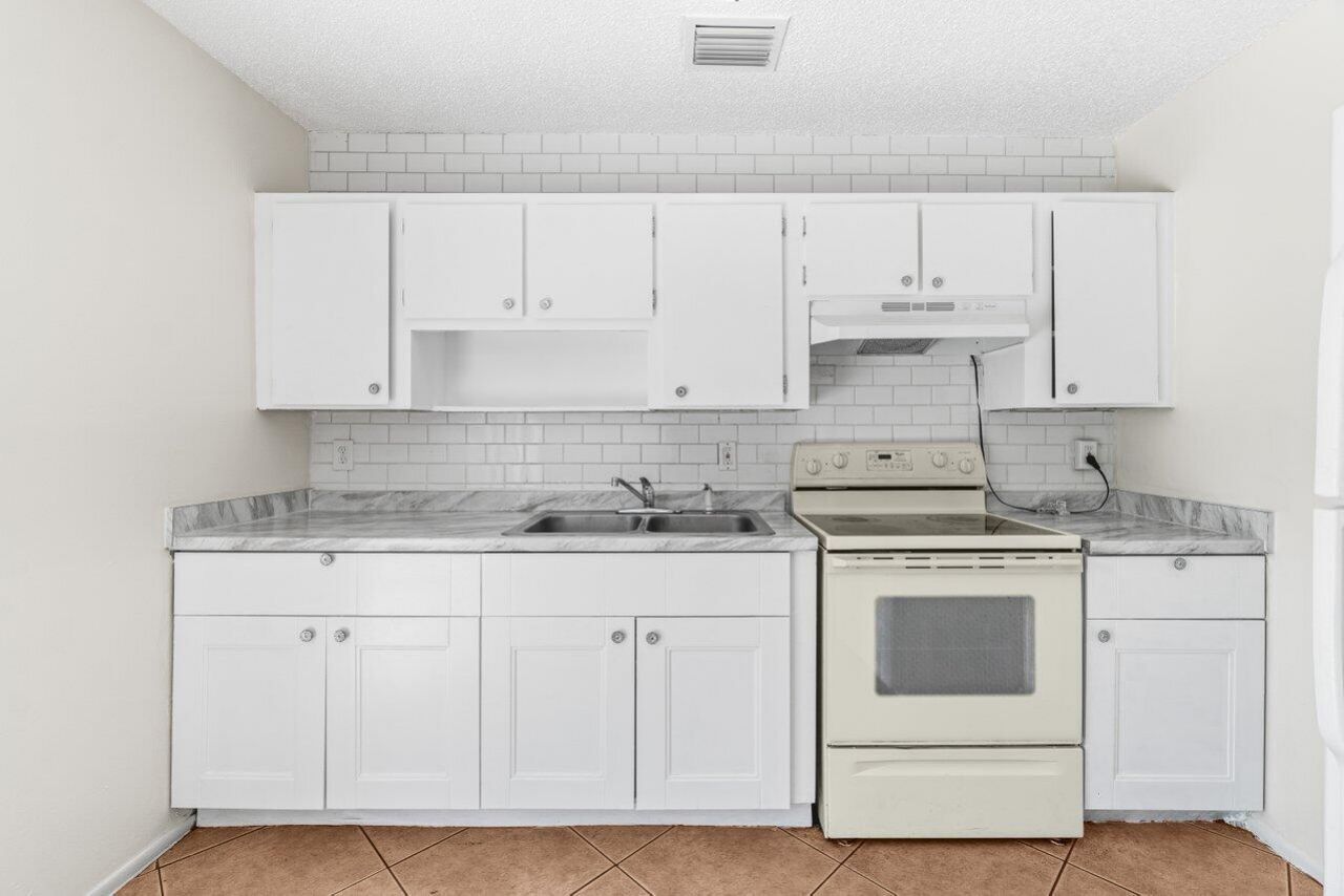 4764 Gulfstream Road, Lake Worth, FL 33460 Photo