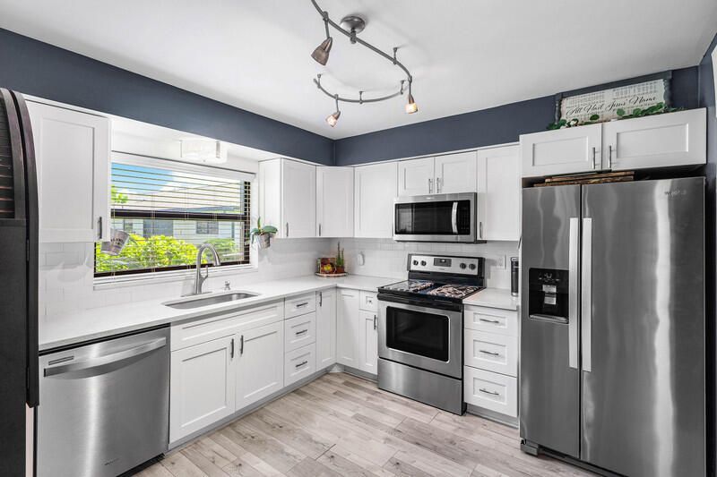 4762 Greentree Drive, Unit A, Boynton Beach, FL 33436 Photo