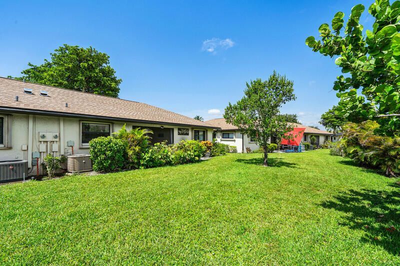 4762 Greentree Drive, Unit A, Boynton Beach, FL 33436 Photo