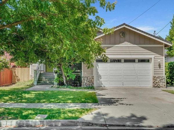 3190 Castro St, Martinez, CA 94553
