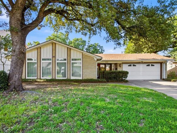 1315 Navaho Street , Arlington, TX 76012