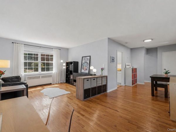 2 Fieldstone Drive, Unit 19, Hartsdale, NY 10530