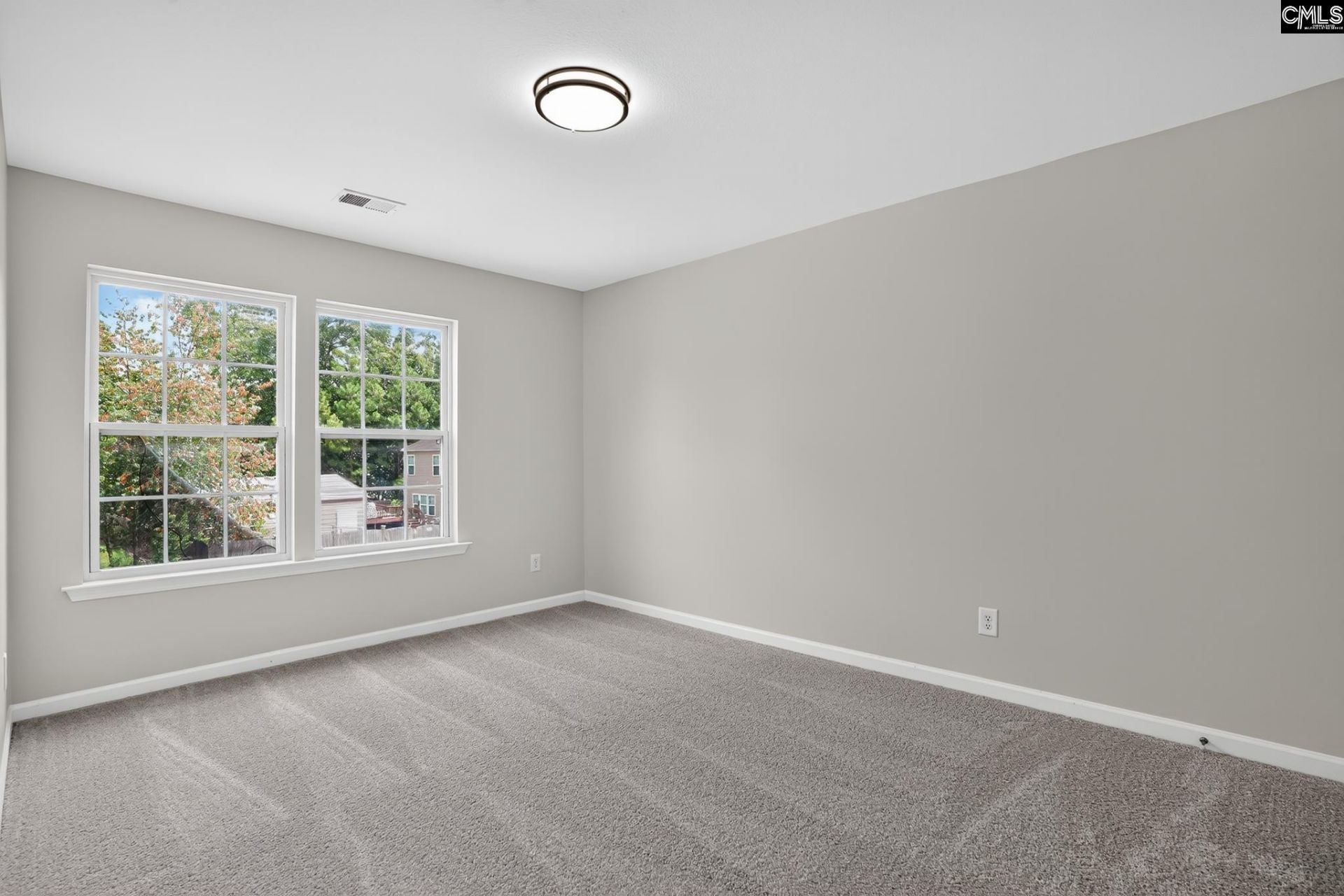 305 Lingonberry Drive  Photo 9