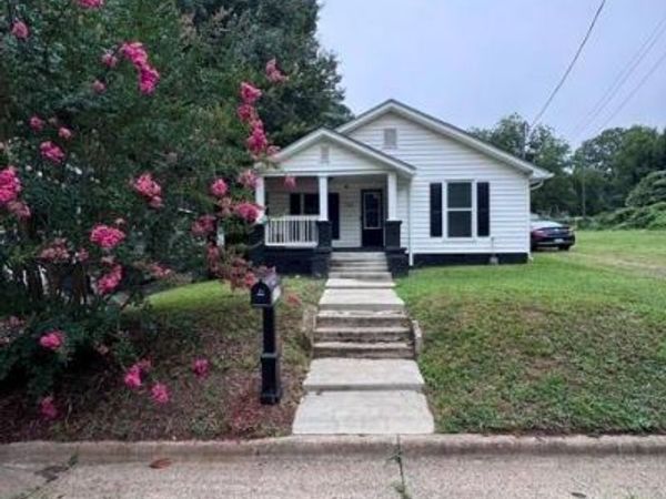 512 S Gray Street , Gastonia, NC 28052