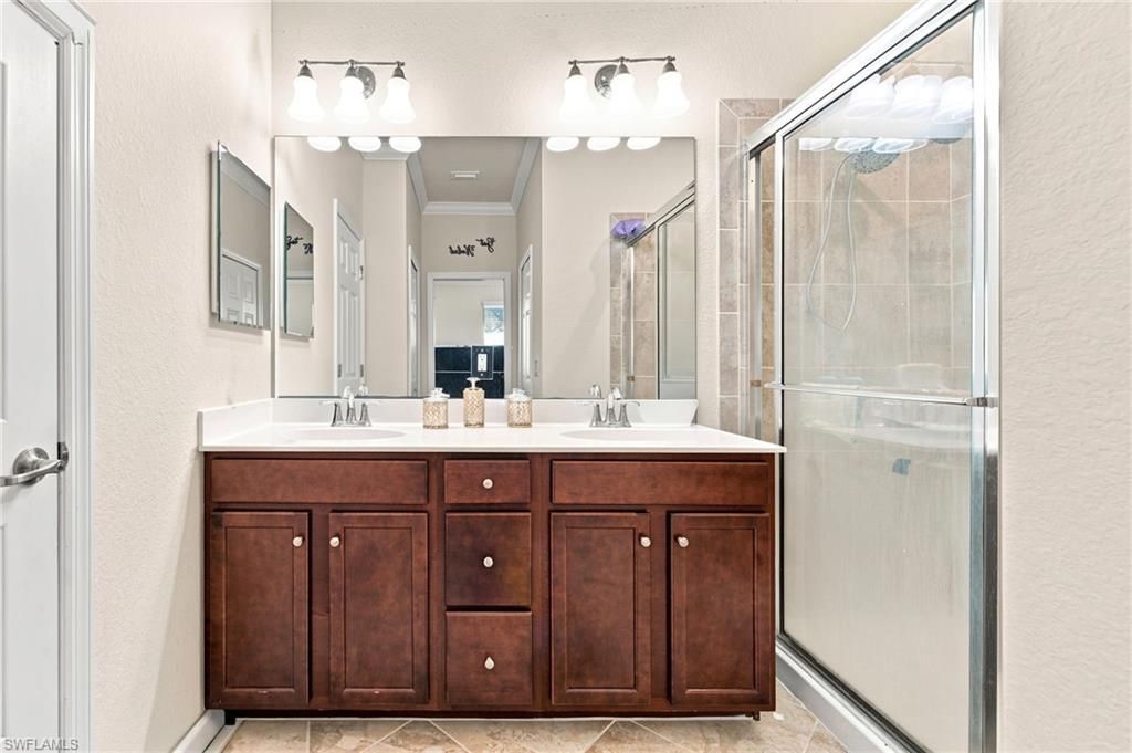 10174 Via Colomba Cir, Fort Myers, FL 33966 Photo