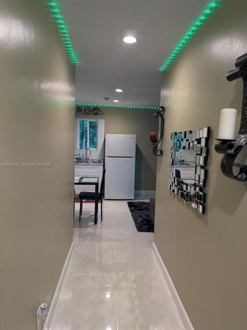 940 NE 155th Ter, Unit 940, North Miami Beach, FL 33162 Photo