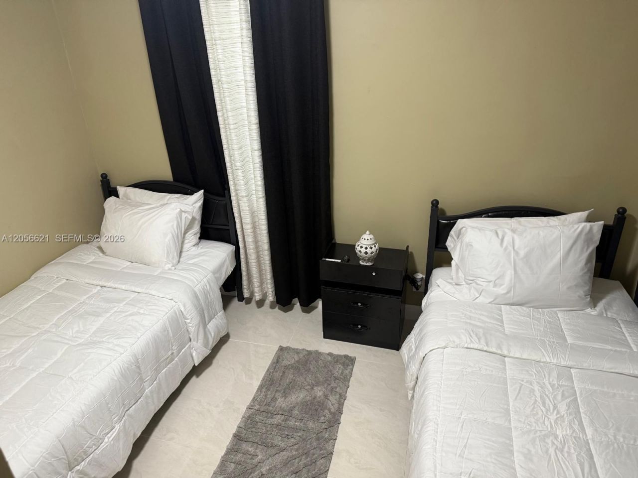 940 NE 155th Ter, Unit 940, North Miami Beach, FL 33162 Photo