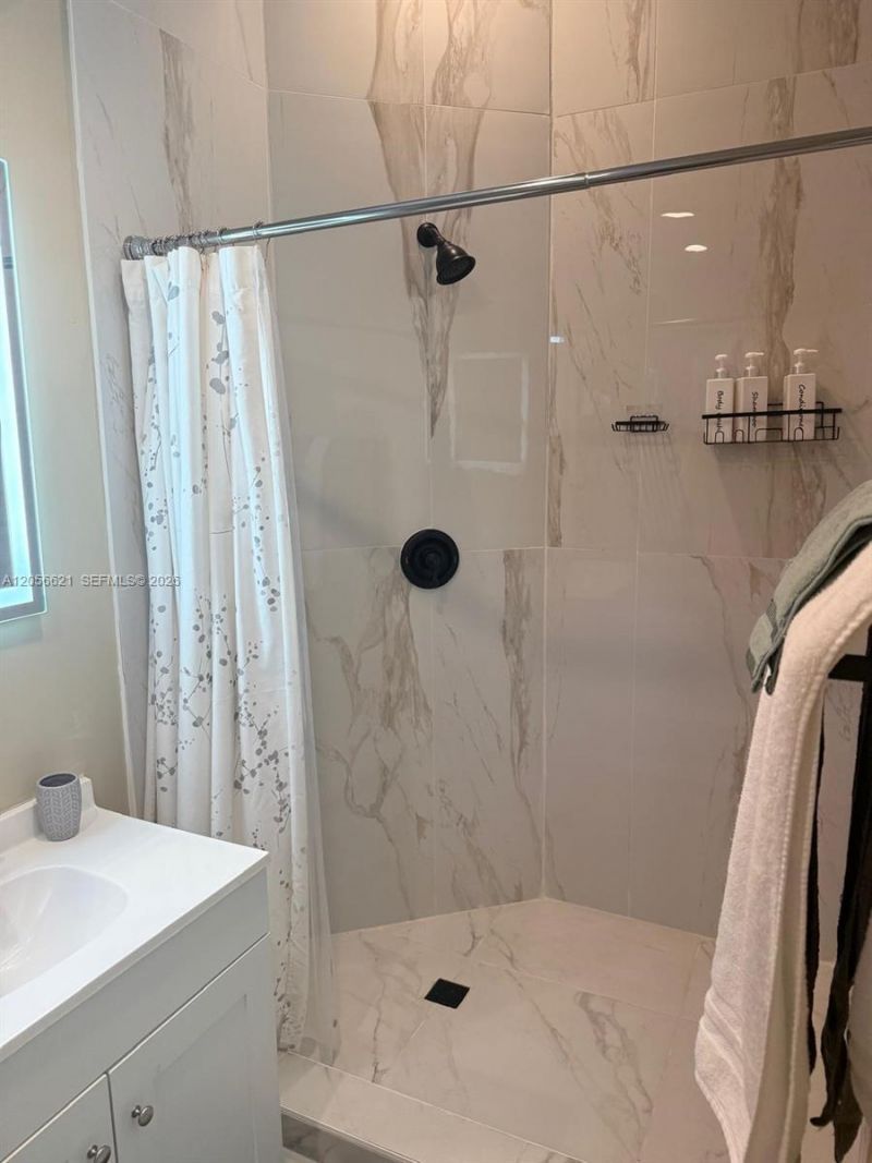 940 NE 155th Ter, Unit 940, North Miami Beach, FL 33162 Photo