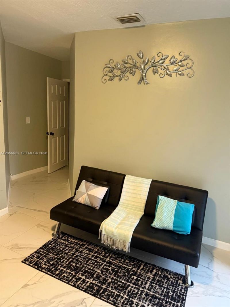 940 NE 155th Ter, Unit 940, North Miami Beach, FL 33162 Photo