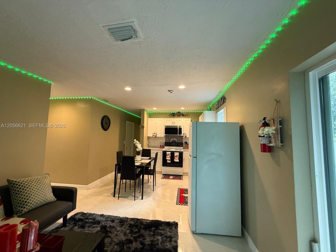 940 NE 155th Ter, Unit 940, North Miami Beach, FL 33162 Photo