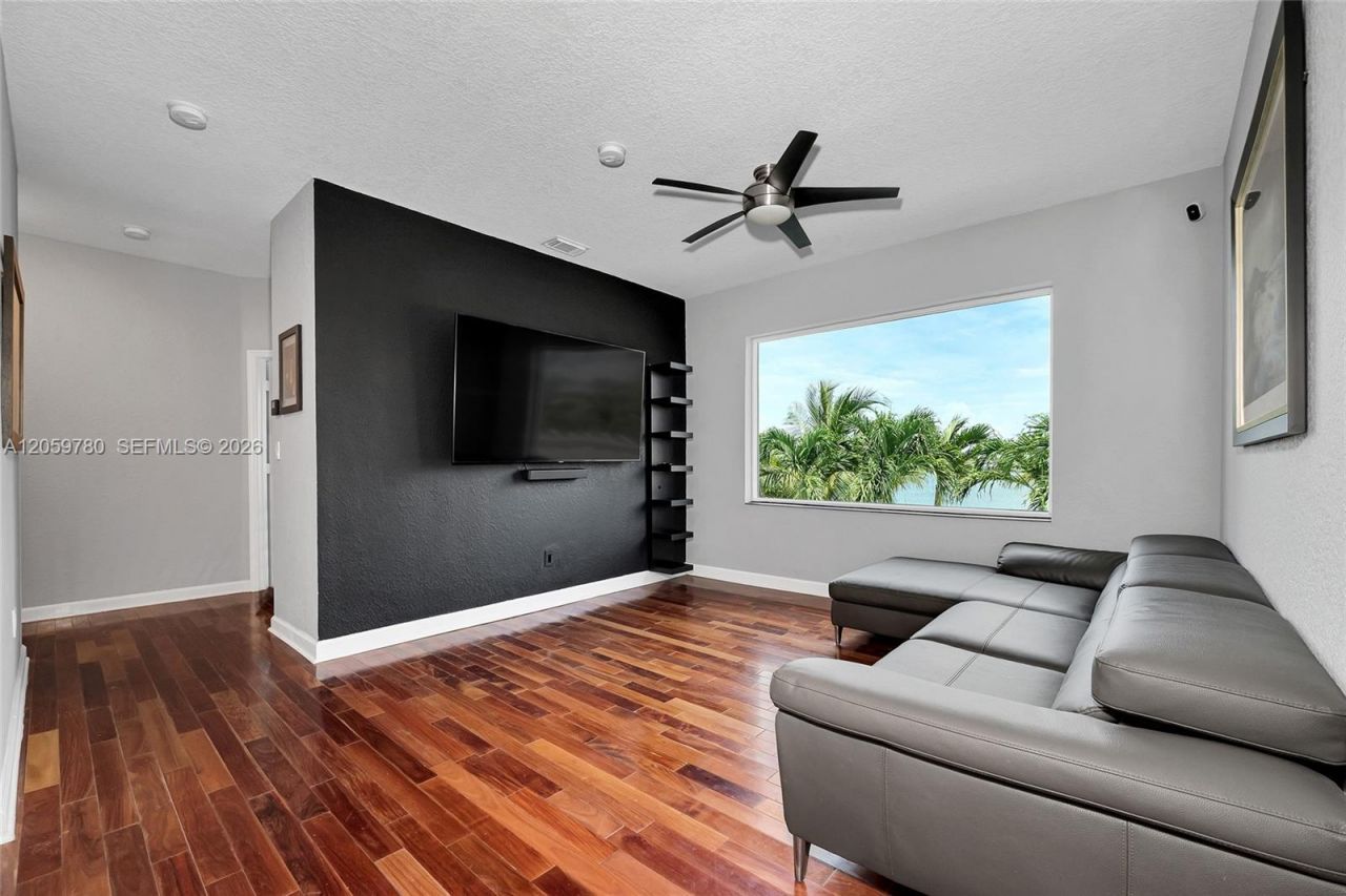 12949 SW 140 Street Rd, Miami, FL 33186 Photo