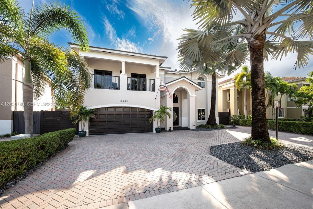 12949 SW 140 Street Rd, Miami, FL 33186 Photo