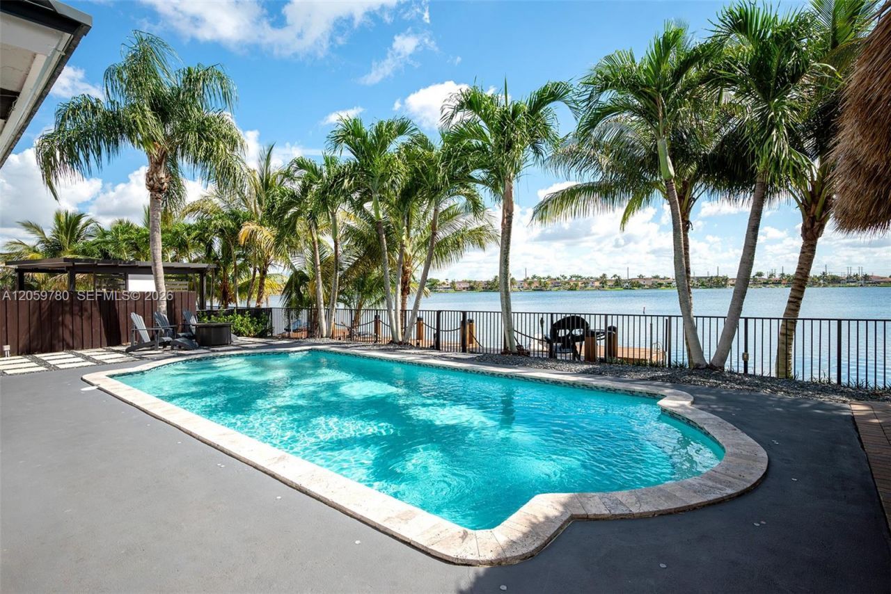 12949 SW 140 Street Rd, Miami, FL 33186 Photo