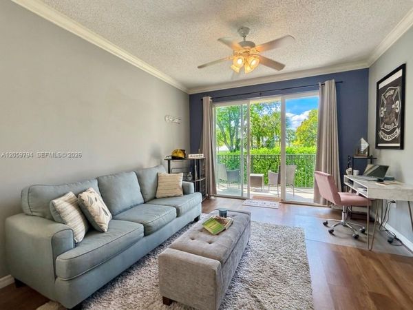 26 Royal Palm Way , Unit 201, Boca Raton, FL 33432