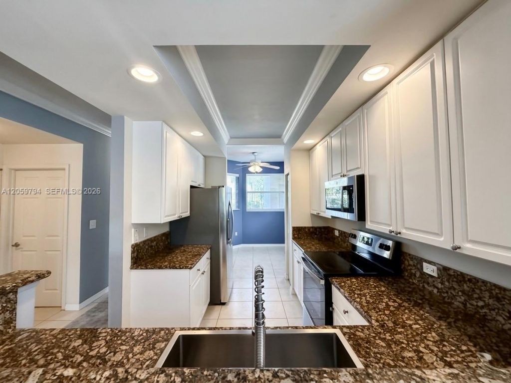26 Royal Palm Way , Unit 201, Boca Raton, FL 33432 Photo