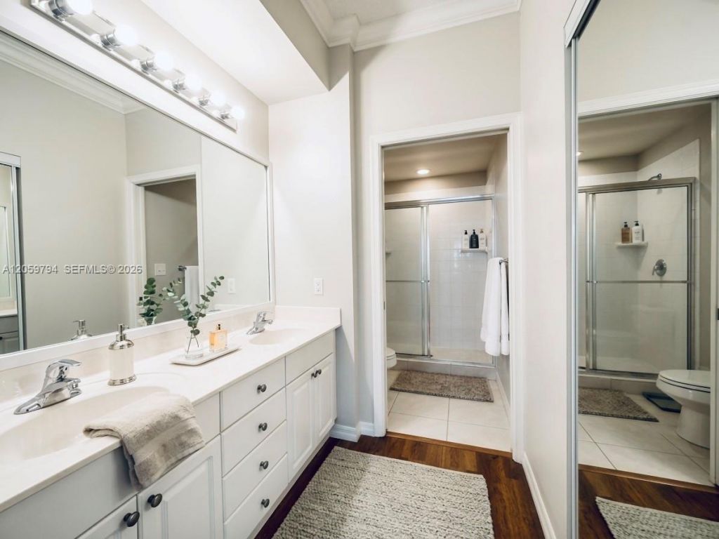 26 Royal Palm Way , Unit 201, Boca Raton, FL 33432 Photo