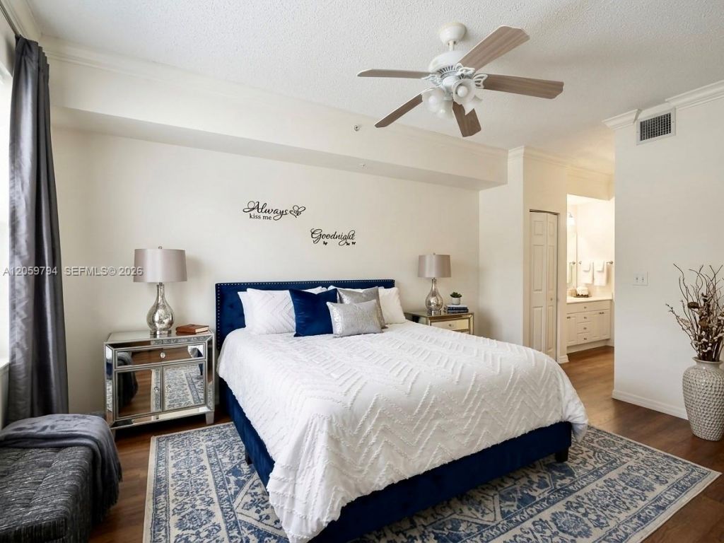 26 Royal Palm Way , Unit 201, Boca Raton, FL 33432 Photo