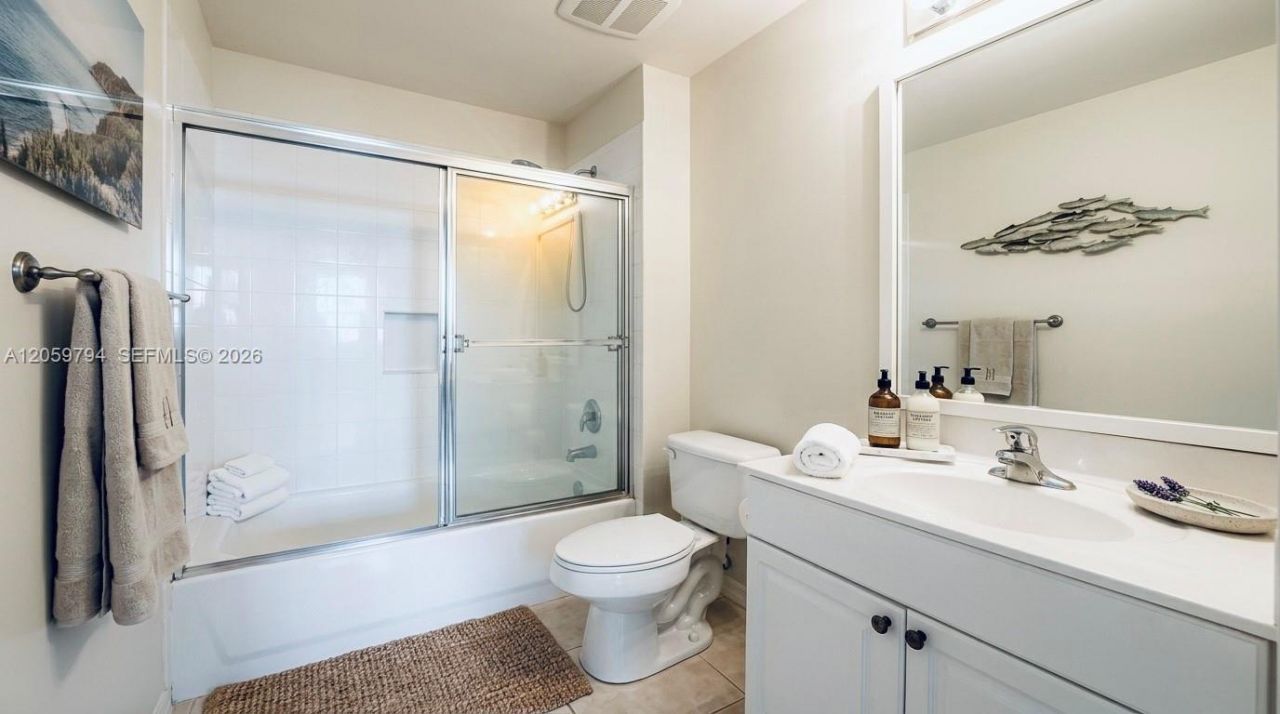 26 Royal Palm Way , Unit 201, Boca Raton, FL 33432 Photo