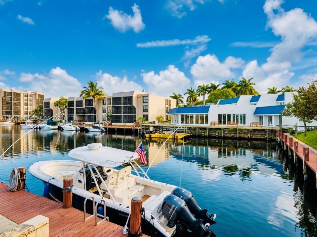 26 Royal Palm Way , Unit 201, Boca Raton, FL 33432 Photo