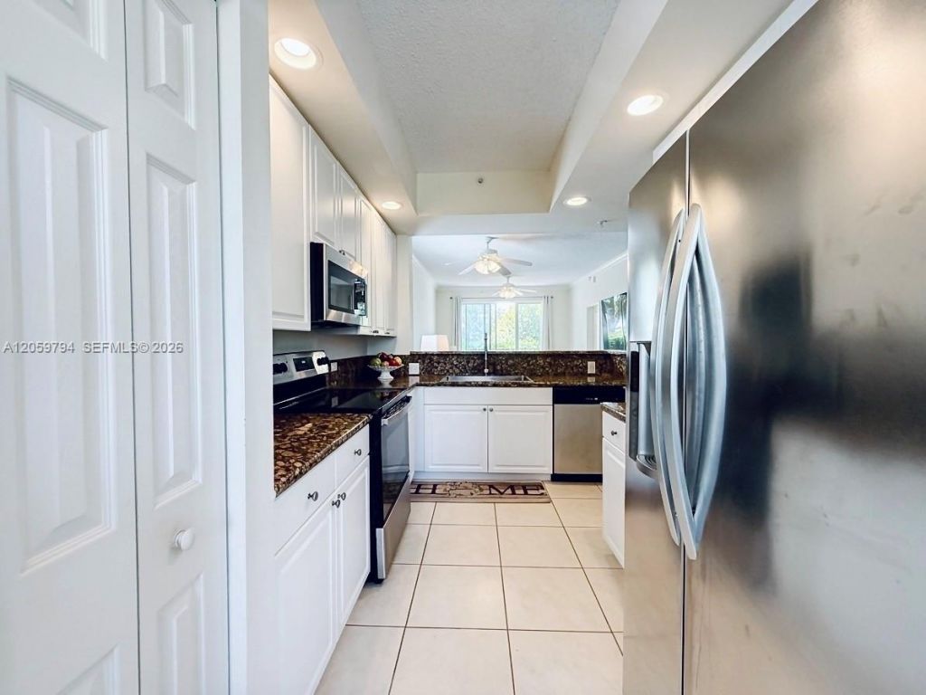 26 Royal Palm Way , Unit 201, Boca Raton, FL 33432 Photo