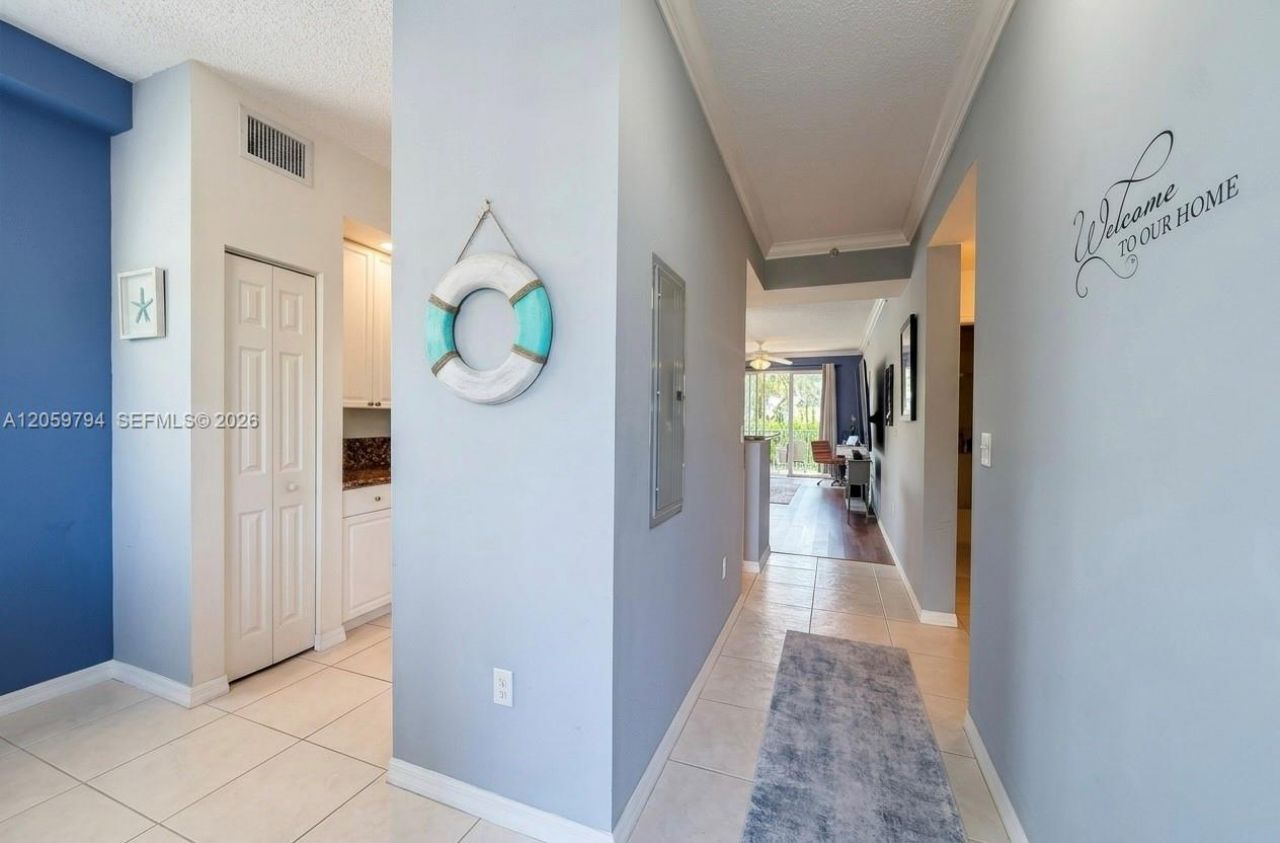 26 Royal Palm Way , Unit 201, Boca Raton, FL 33432 Photo