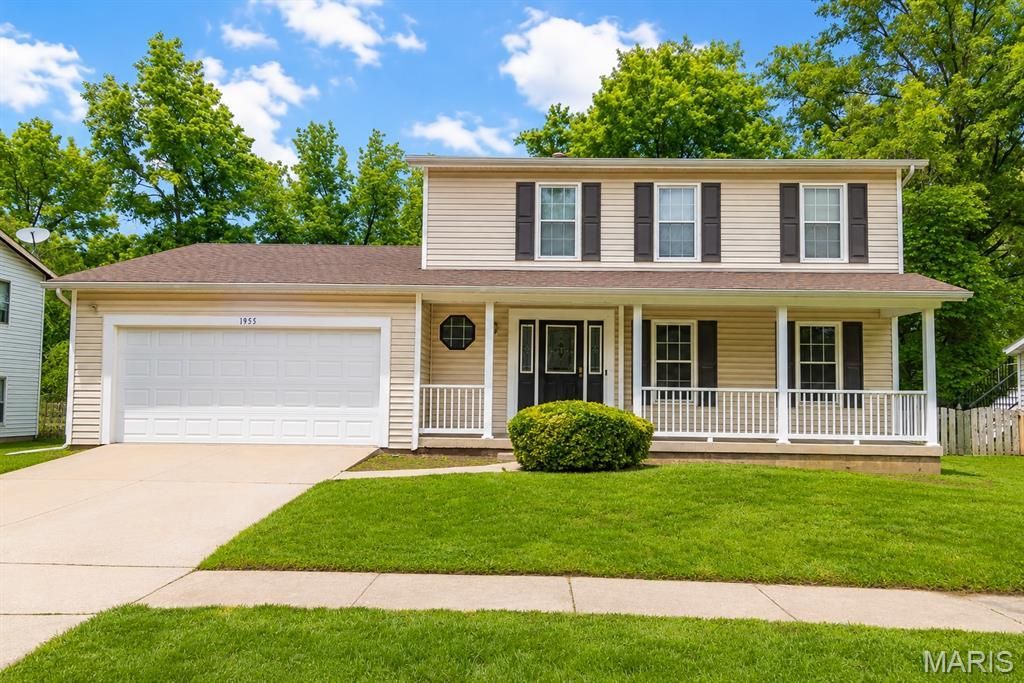 1955 Acorn Trail Drive, Florissant, MO 63031 Main Photo