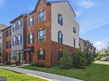 13993 AIRFOIL ROAD, HERNDON, VA 20171