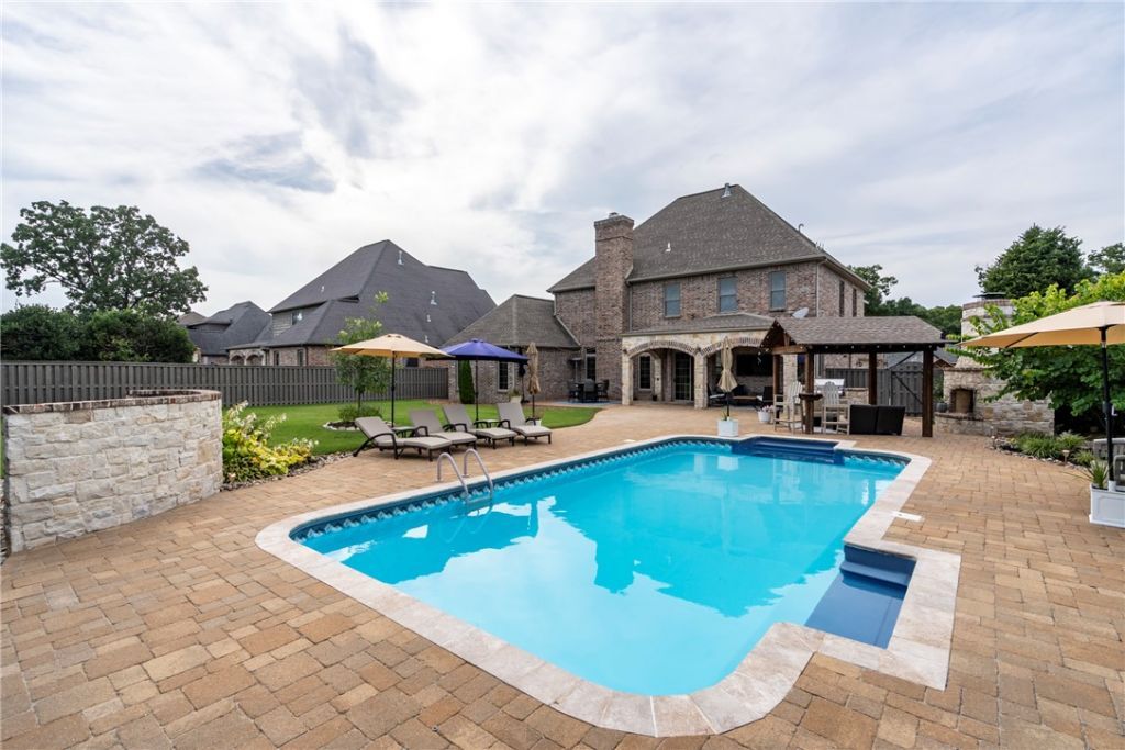 3171 Laurel Circle  Centerton, AR 72719