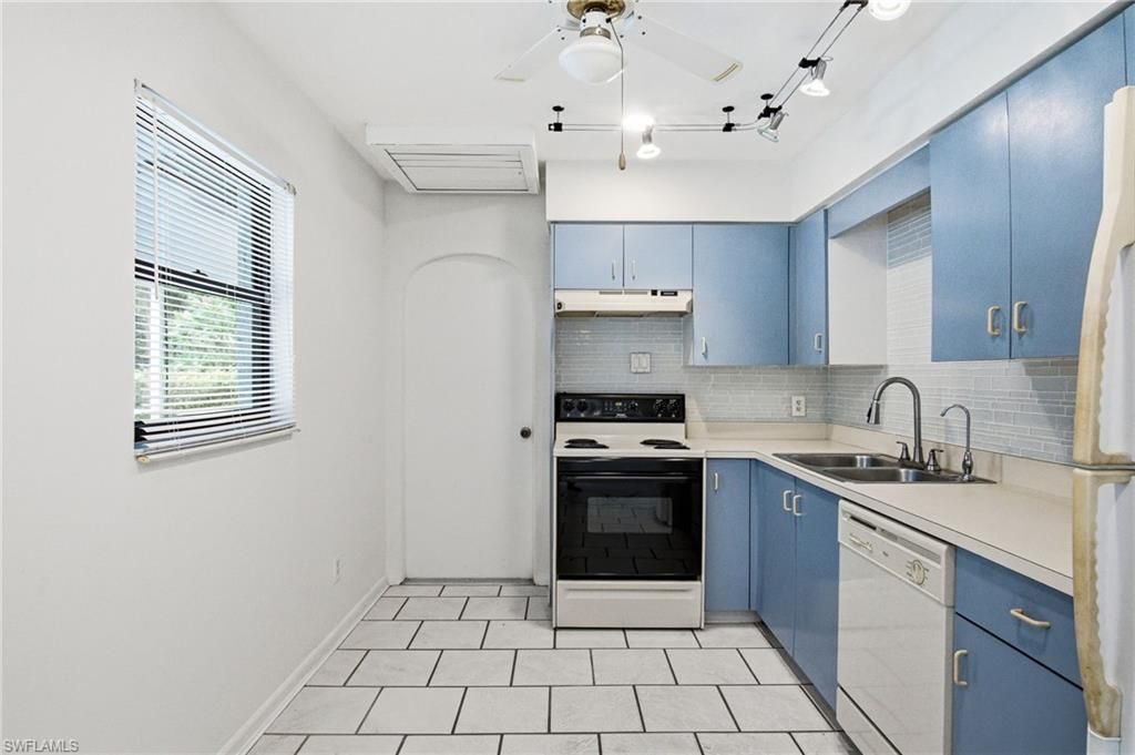 330 Wilson Blvd S, Naples, FL 34117 Photo