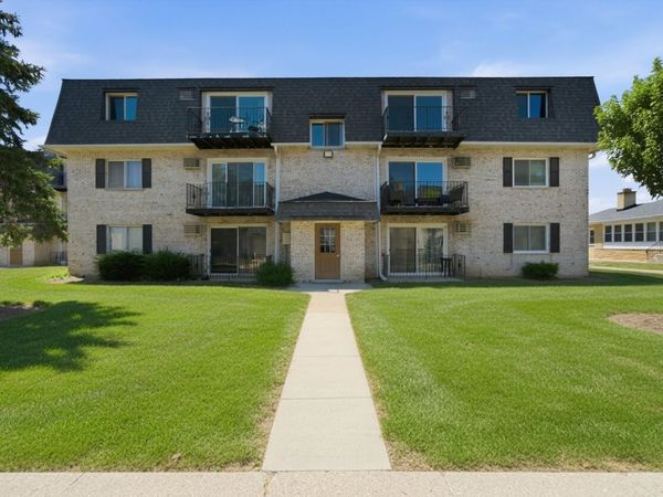 1311 N Baldwin Court , Unit 3A, Palatine, IL 60074