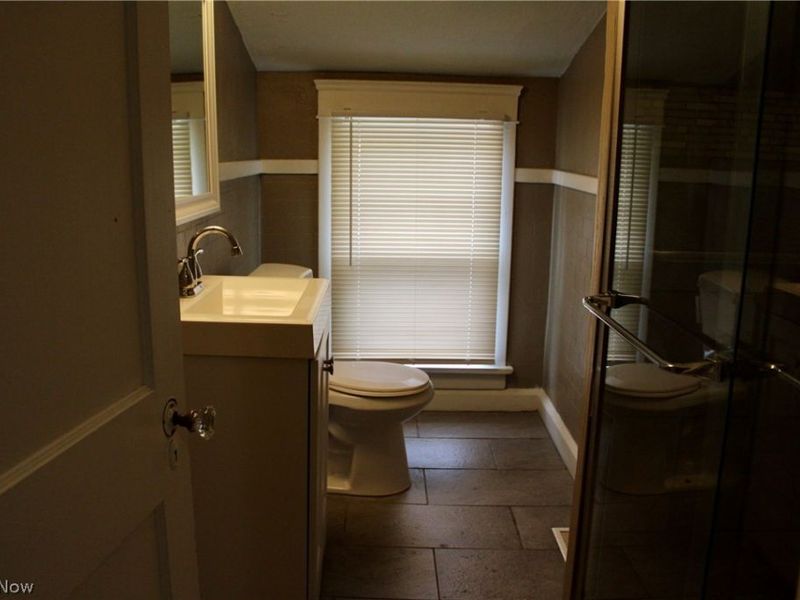 9501 Shakespeare Parkway, Cleveland, OH 44108 Photo 11