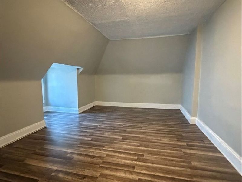9501 Shakespeare Parkway, Cleveland, OH 44108 Photo 12