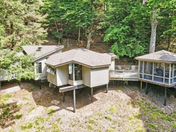 10304 Lost Valley Road, Unit 12, Montague, MI 49437