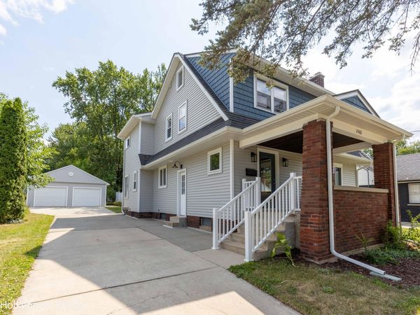 1948 Boston Street SE, Grand Rapids, MI 49506