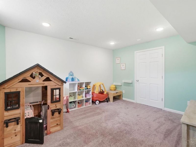 1022 Golden Oak Drive, Hamilton, OH 45013 Photo 39