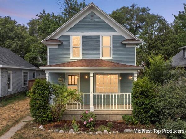 125 Mack Avenue NE, Grand Rapids, MI 49503