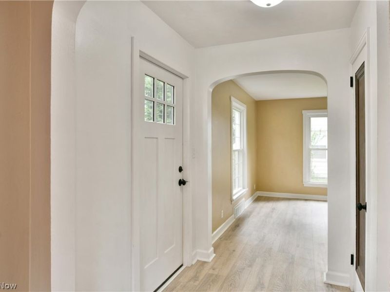 471 N Main Street, Poland, OH 44514 Photo 5
