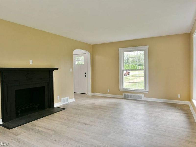 471 N Main Street, Poland, OH 44514 Photo 6