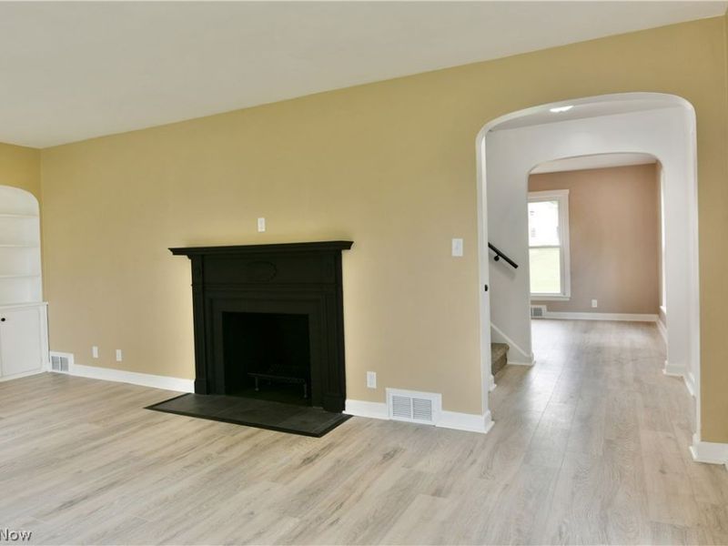 471 N Main Street, Poland, OH 44514 Photo 9