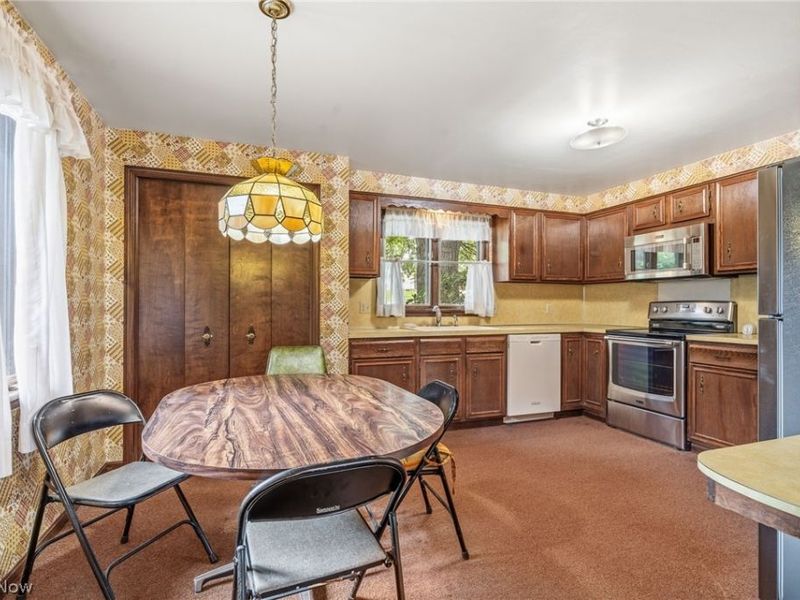5525 Glenhill Avenue NE, Canton, OH 44721 Photo 27
