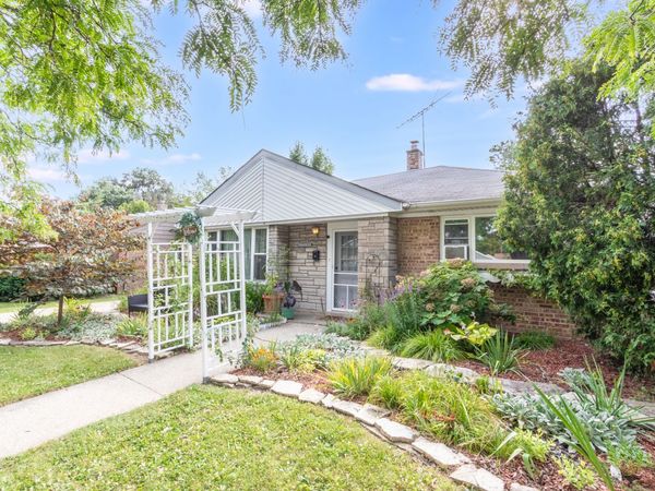 17638 Roosevelt Avenue , Homewood, IL 60430