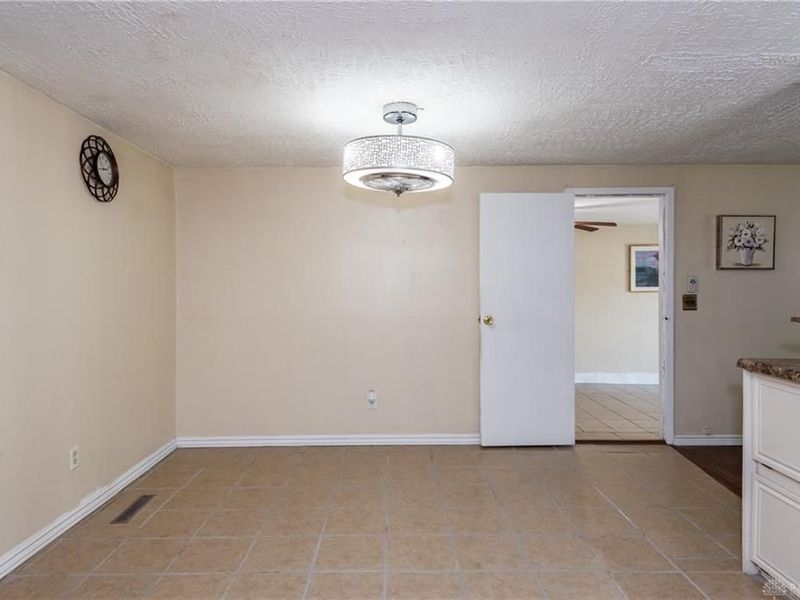 4816 Haplin Drive, Dayton, OH 45439 Photo 18