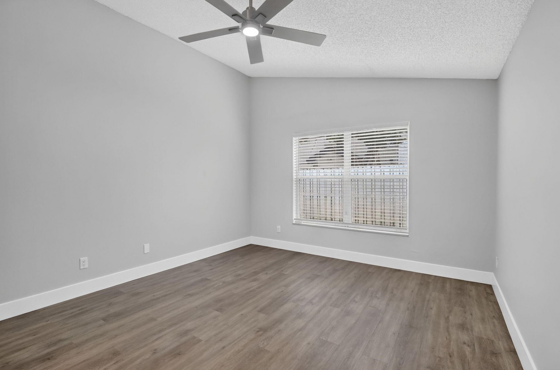 1371 SW 181st Avenue, Pembroke Pines, FL 33029 Photo