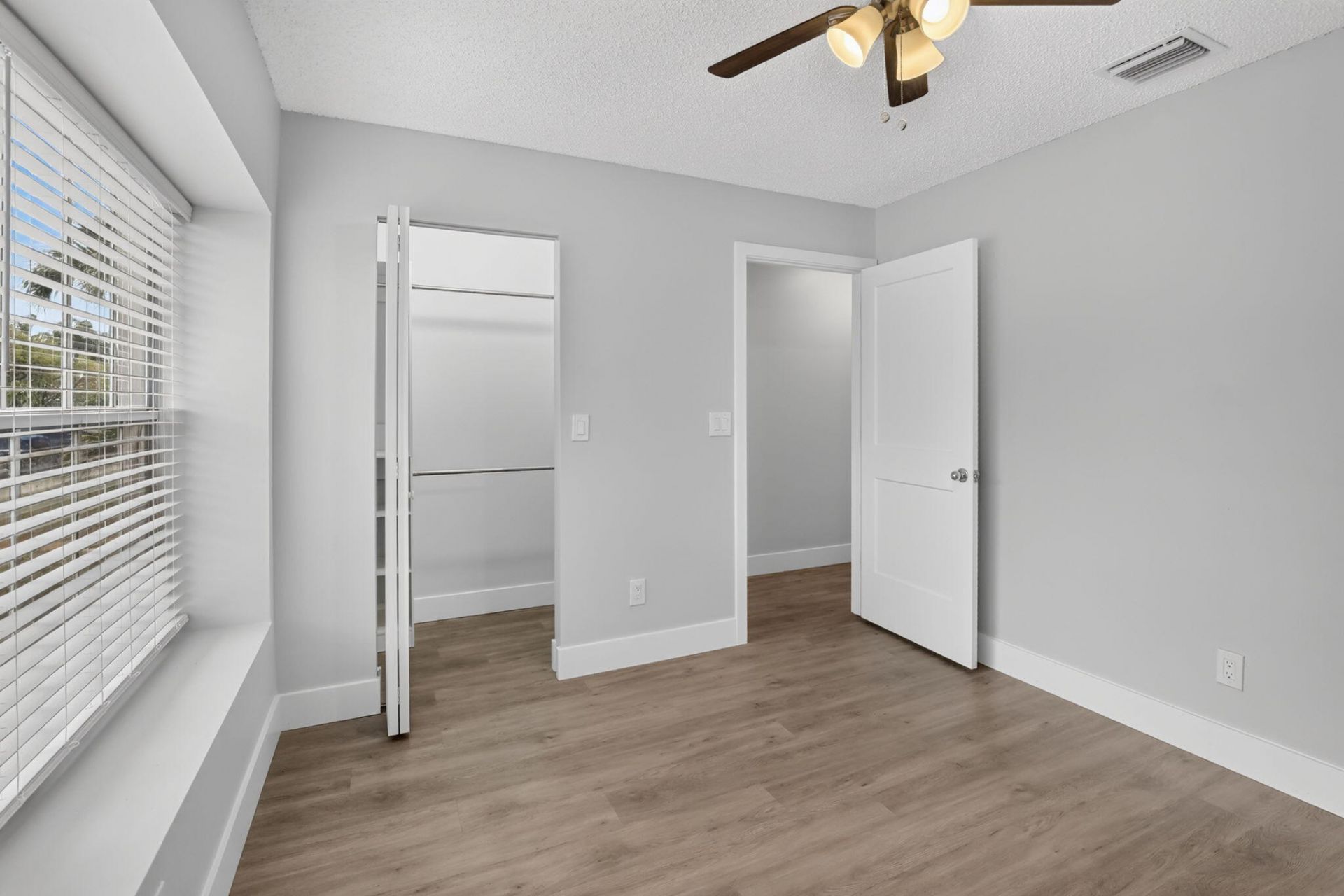 1371 SW 181st Avenue, Pembroke Pines, FL 33029 Photo